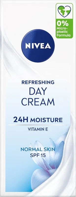 NIVEA 24H Moisturizing Day Cream SPF 15 50 ml - Kosmetika
